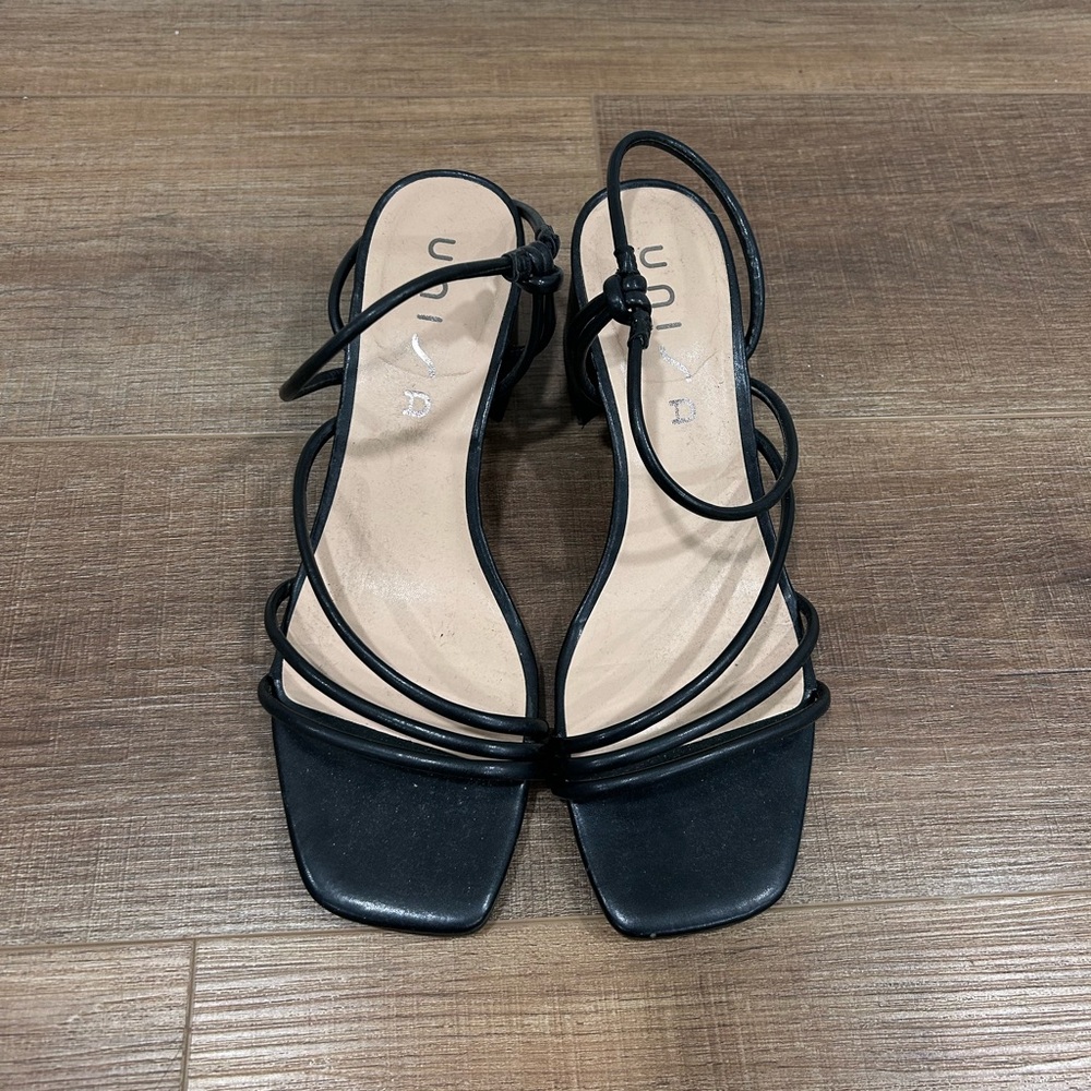 Black strappy block heels